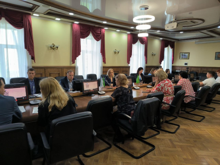 В Управлении Росреестра по Алтайскому краю прошло совещание с крупными алтайскими застройщиками. В Управлении Росреестра по Алтайскому краю прошло совещание с крупными алтайскими застройщиками.